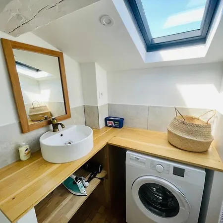 Le Templiers Avec Terrasse - Hyper Centre Lr *