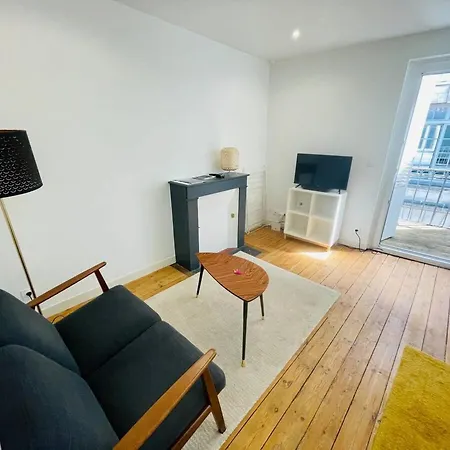 Le Templiers Avec Terrasse - Hyper Centre Lr